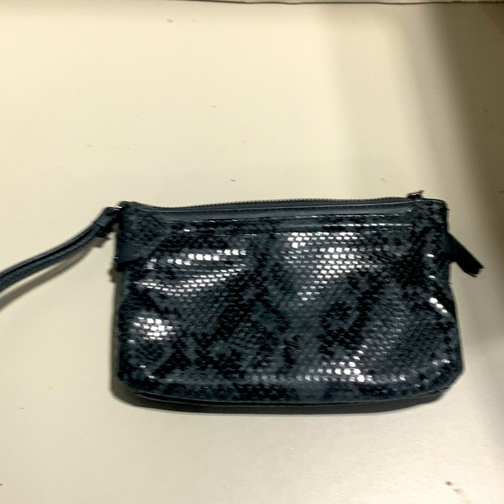 SIMPLY VERA VERA WANG ZIPPER BAG